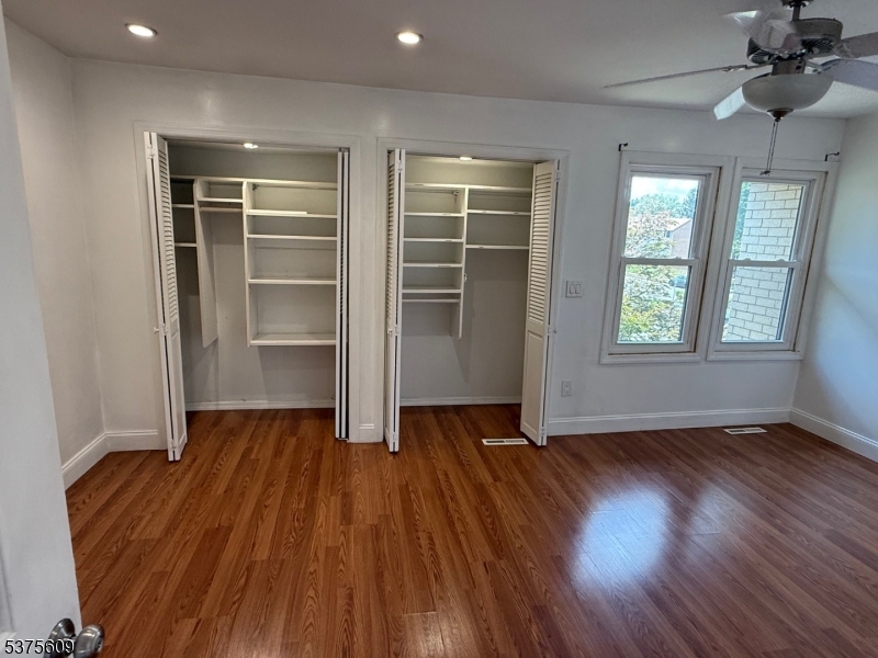 property viewer photo 11