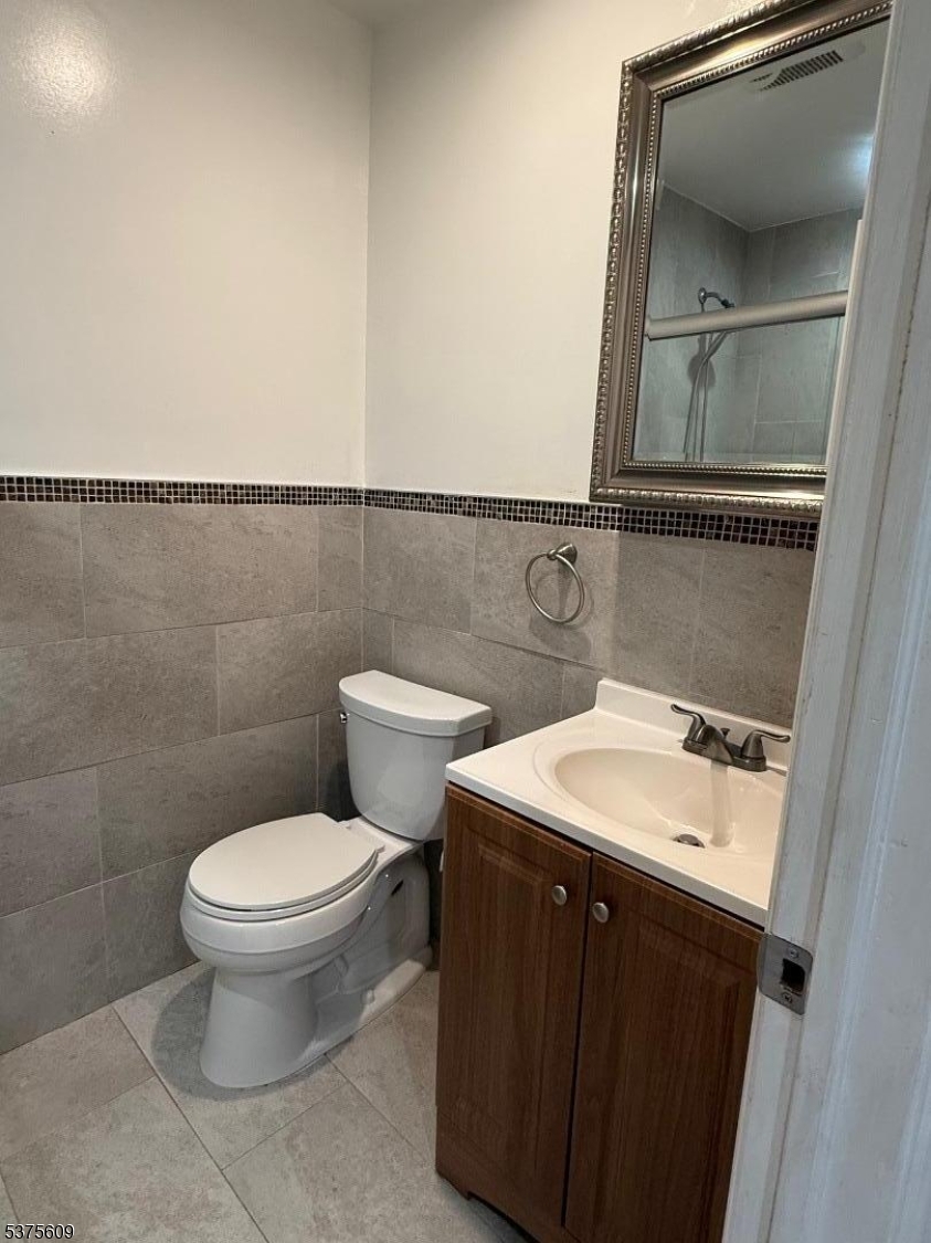 property viewer photo 14