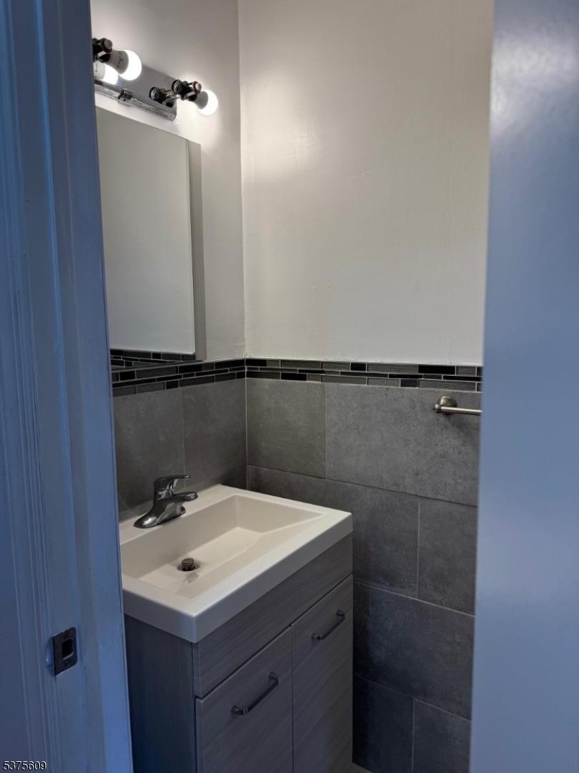 property viewer photo 15