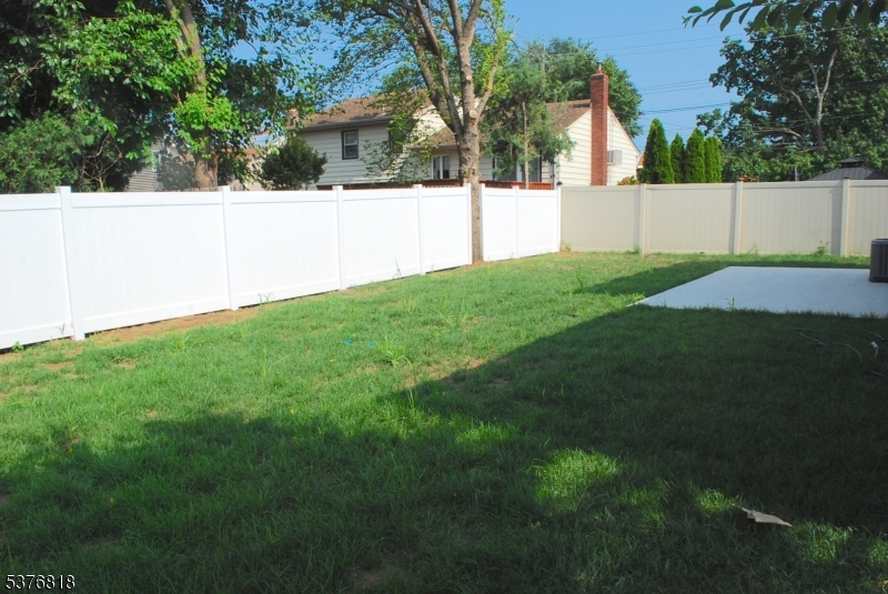 property viewer photo 20
