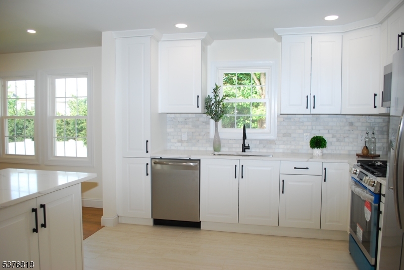 property viewer photo 8