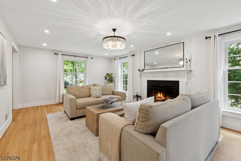 property viewer photo 16