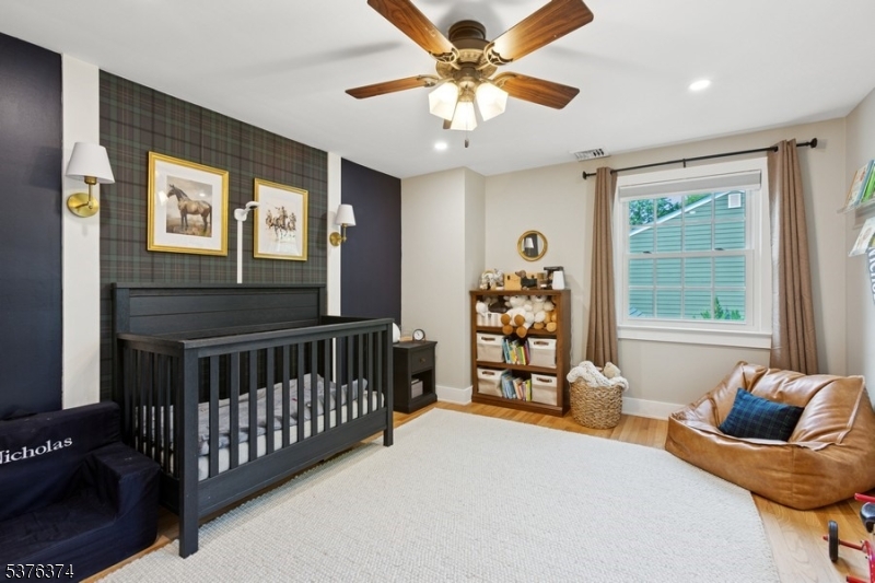 property viewer photo 19