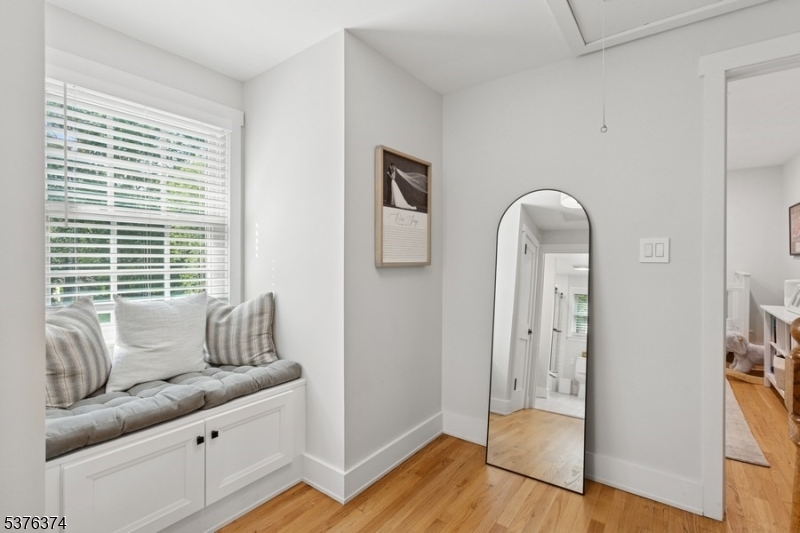 property viewer photo 24