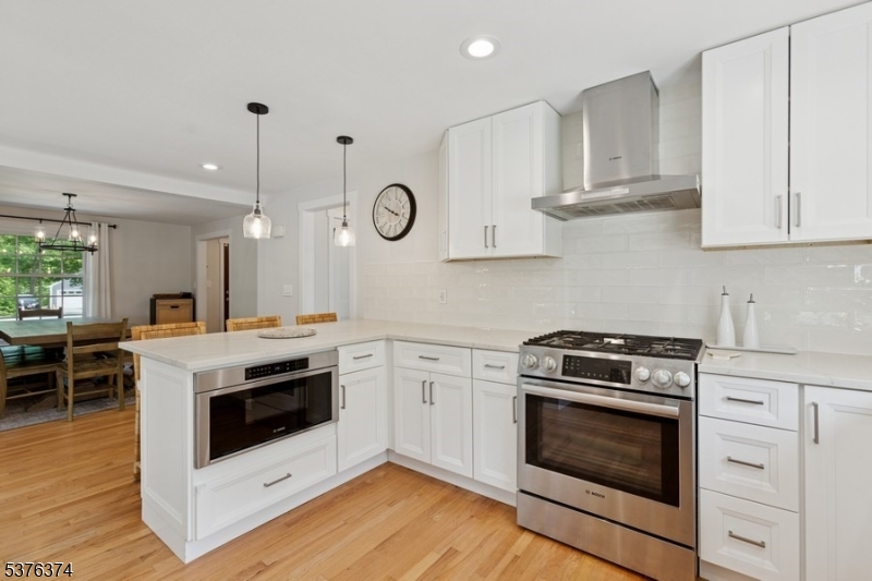 property viewer photo 7