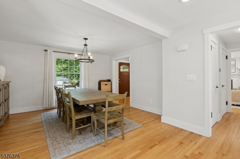 property viewer photo 9