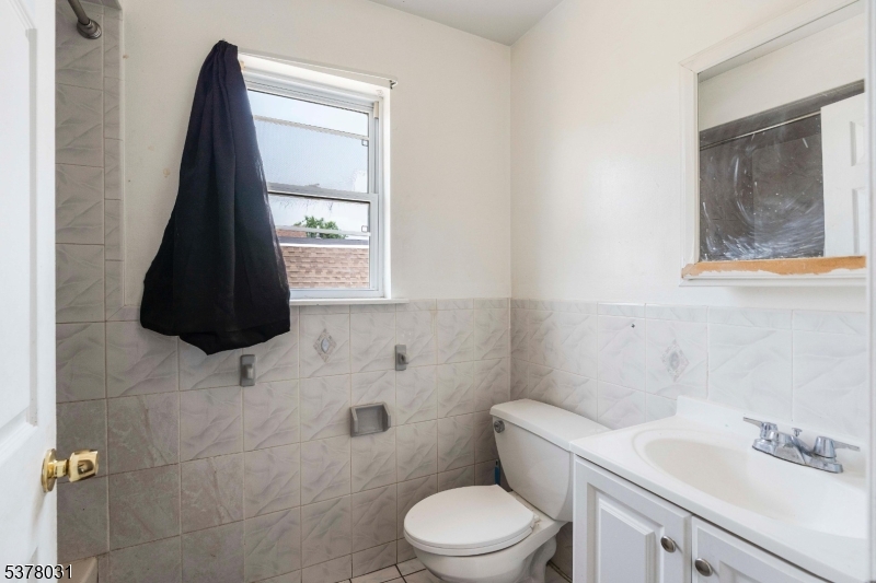property viewer photo 15