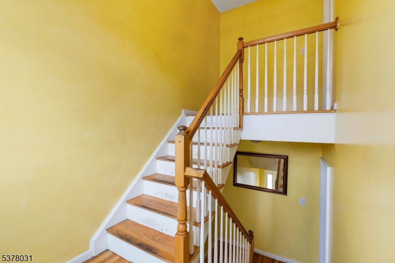 property viewer photo 16