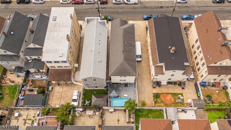property viewer photo 18