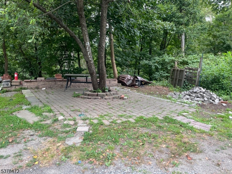 property viewer photo 16
