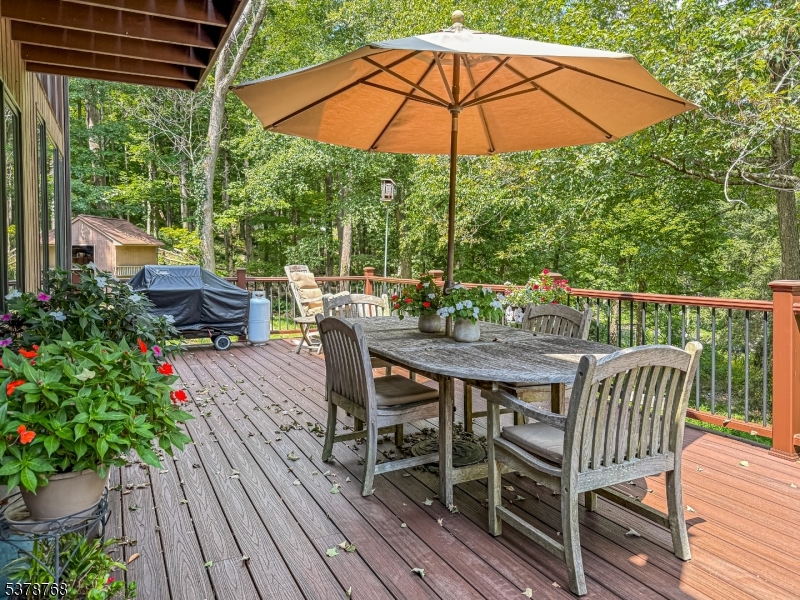 property viewer photo 25