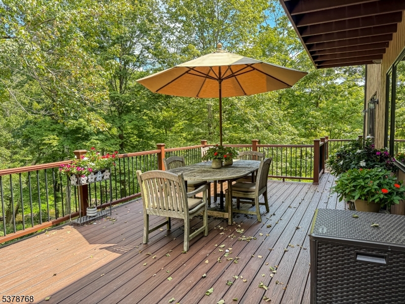 property viewer photo 26