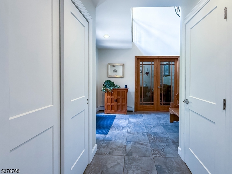 property viewer photo 8