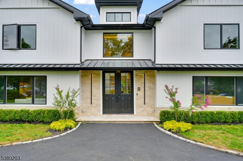 property viewer photo 2