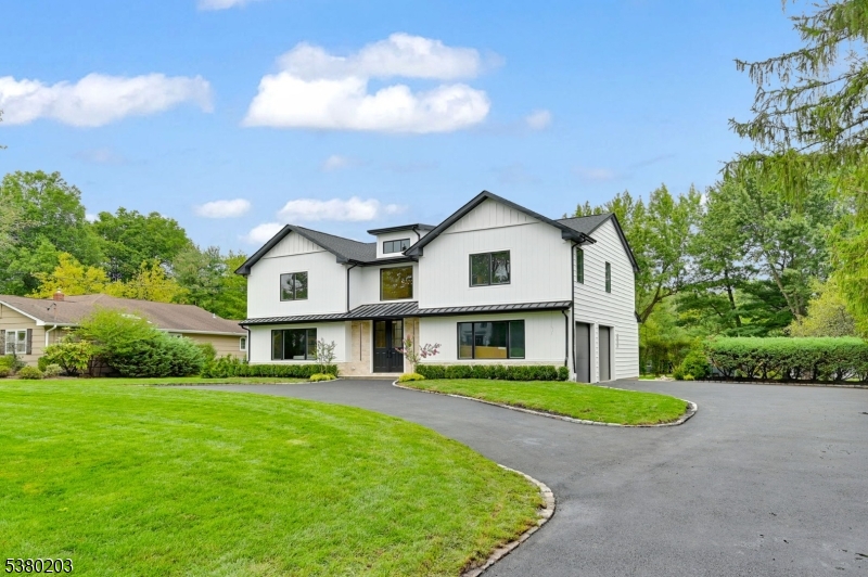 property viewer photo 3