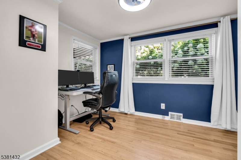 property viewer photo 14