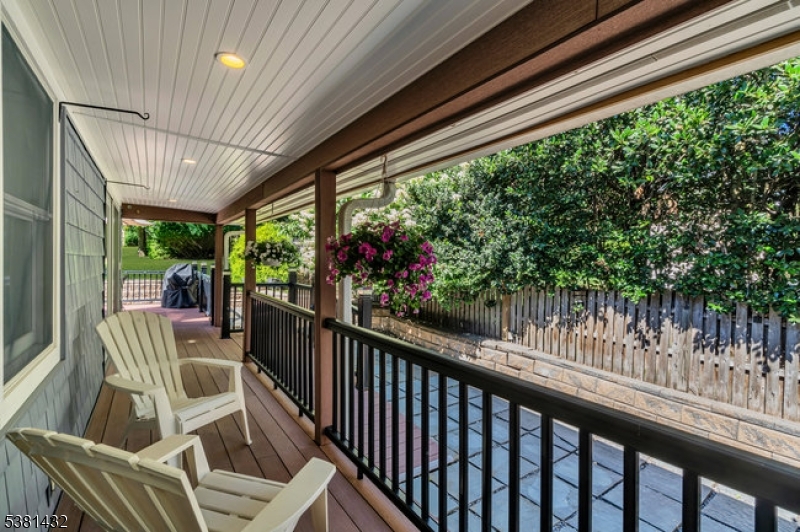 property viewer photo 20