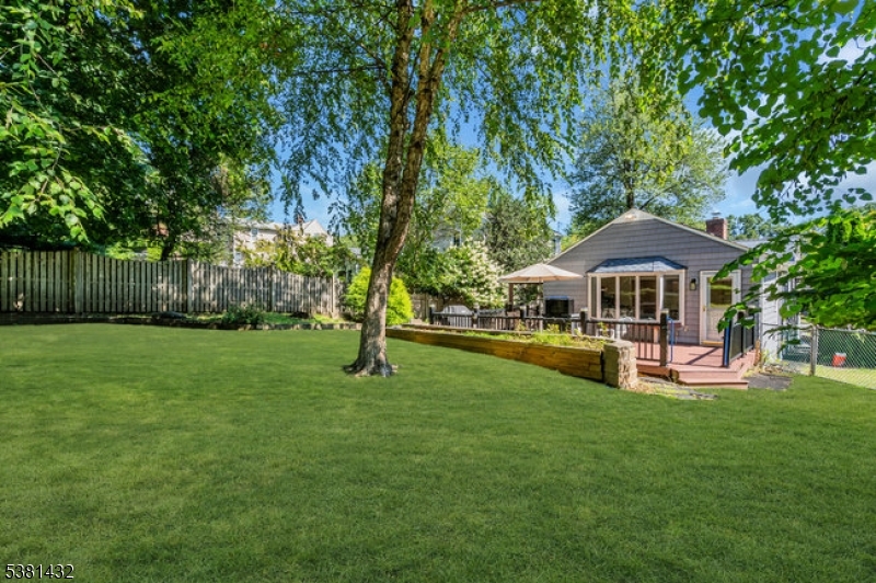 property viewer photo 23