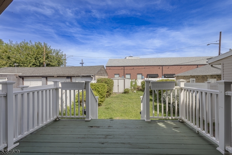 property viewer photo 10