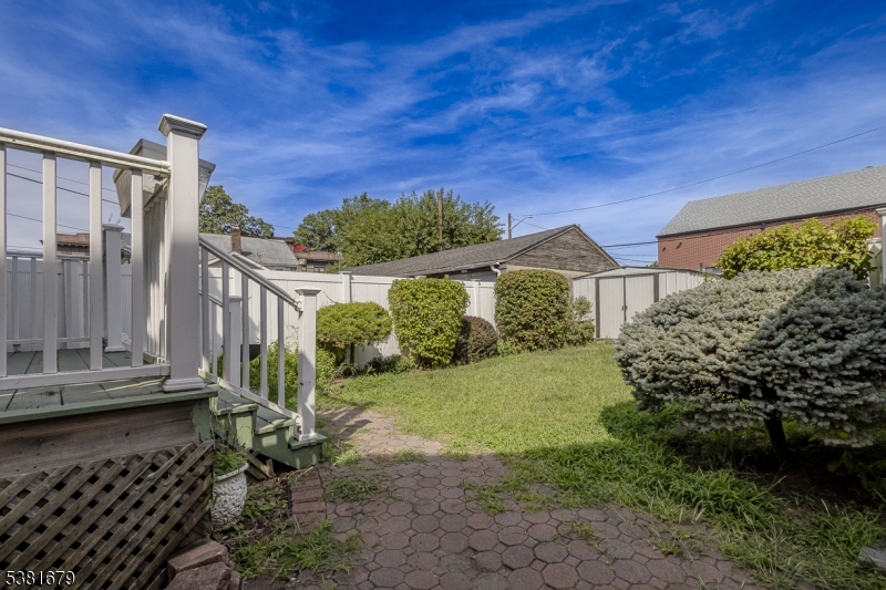 property viewer photo 11