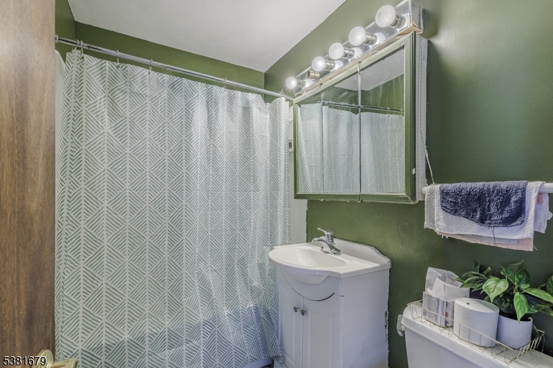 property viewer photo 32