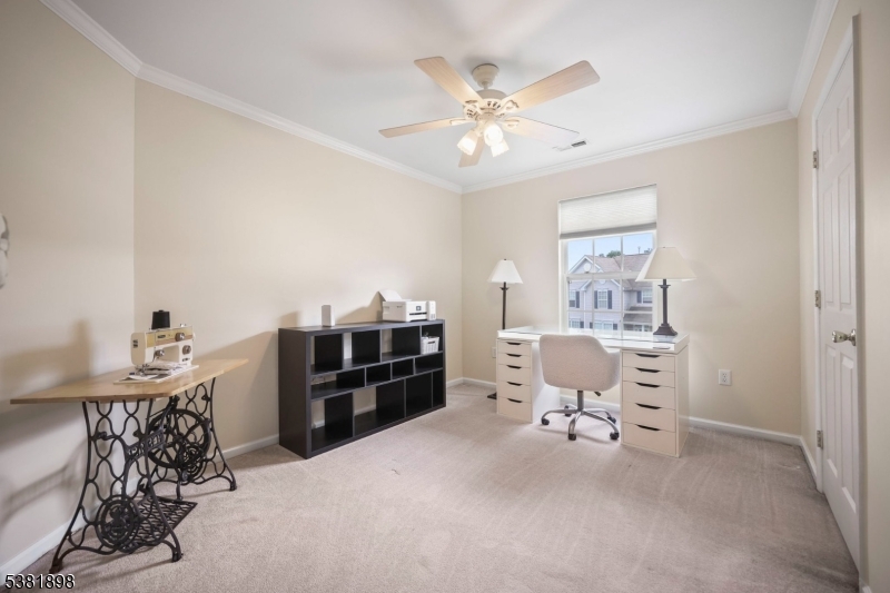 property viewer photo 17