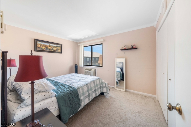 property viewer photo 11