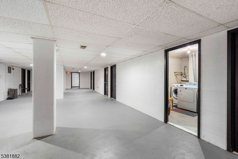 property viewer photo 17