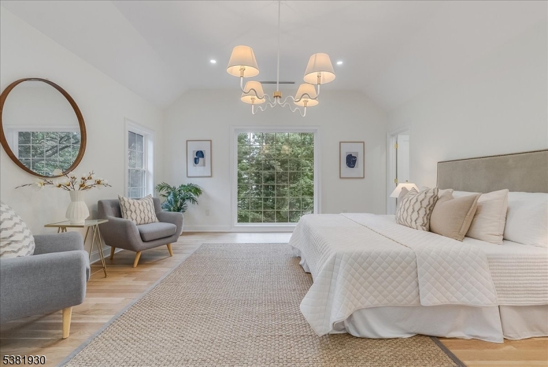 property viewer photo 14