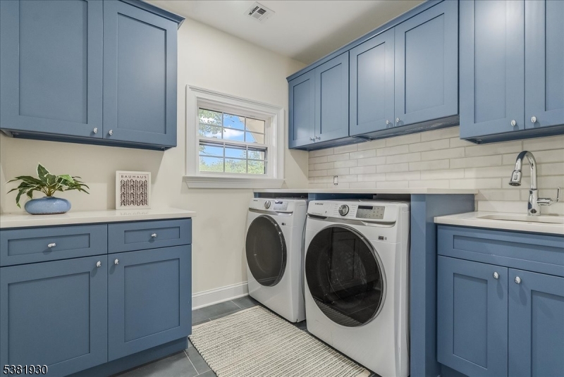 property viewer photo 17