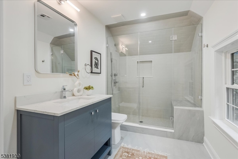 property viewer photo 21