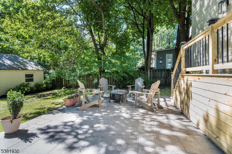property viewer photo 29
