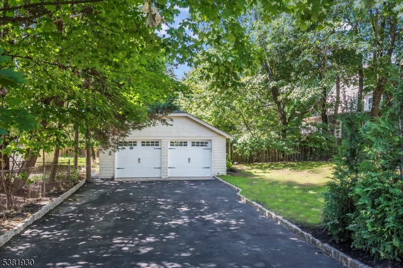 property viewer photo 34