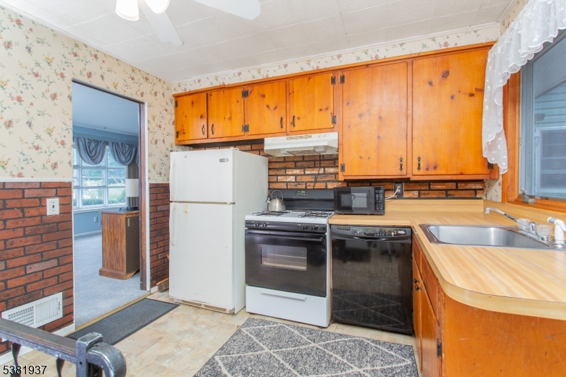 property viewer photo 11