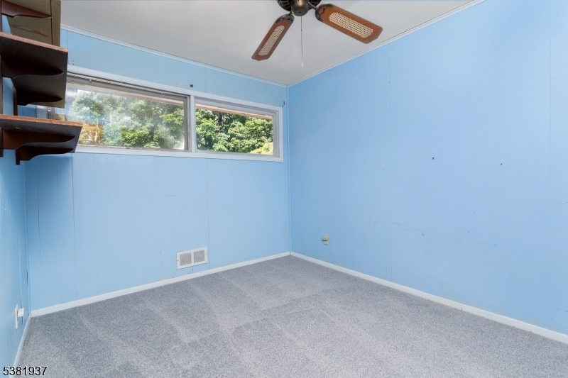 property viewer photo 15
