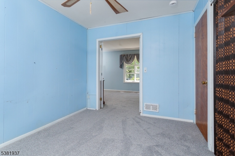 property viewer photo 16