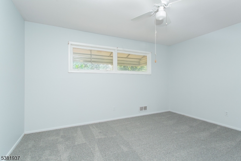 property viewer photo 22