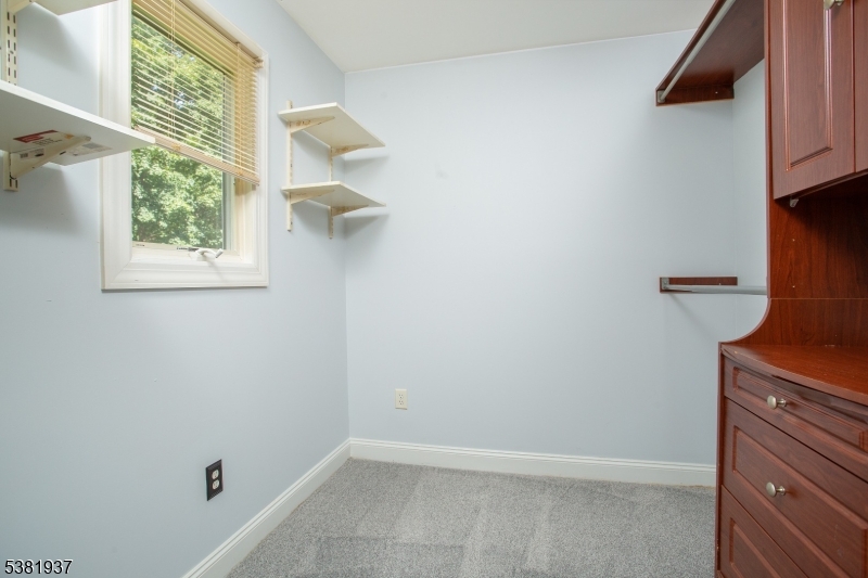 property viewer photo 26
