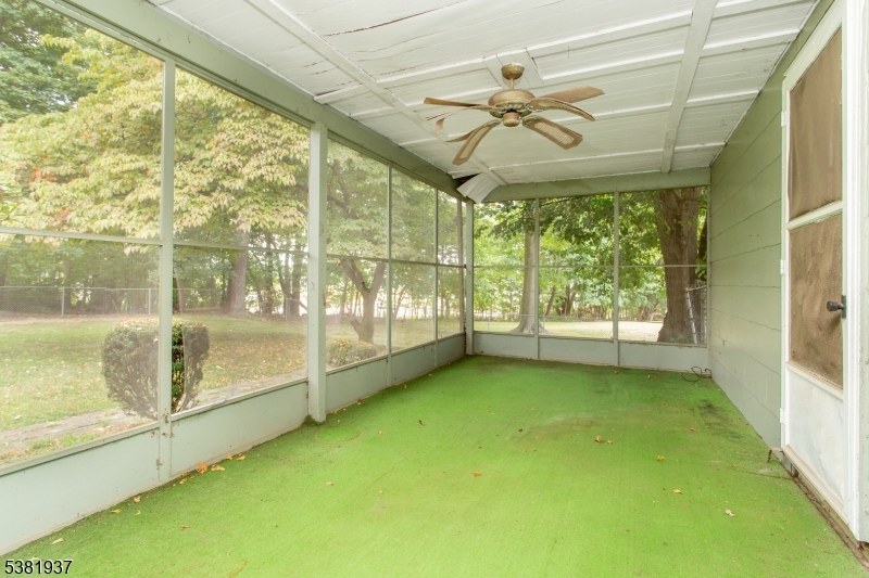 property viewer photo 32