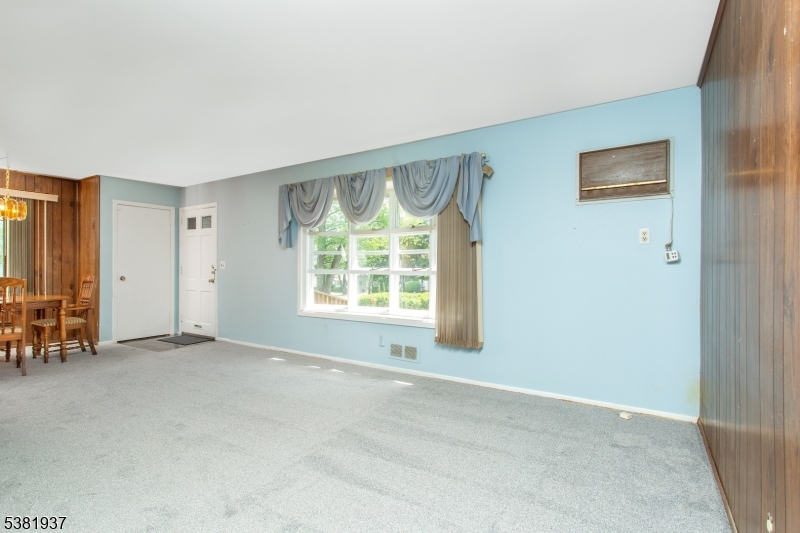 property viewer photo 6
