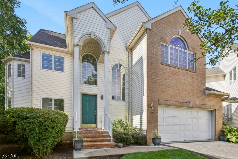 main property photo 0