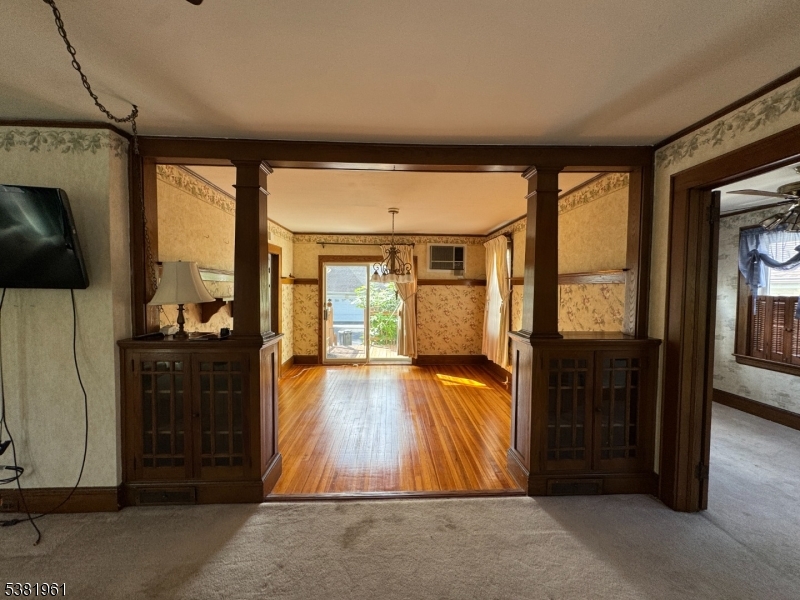 property viewer photo 23