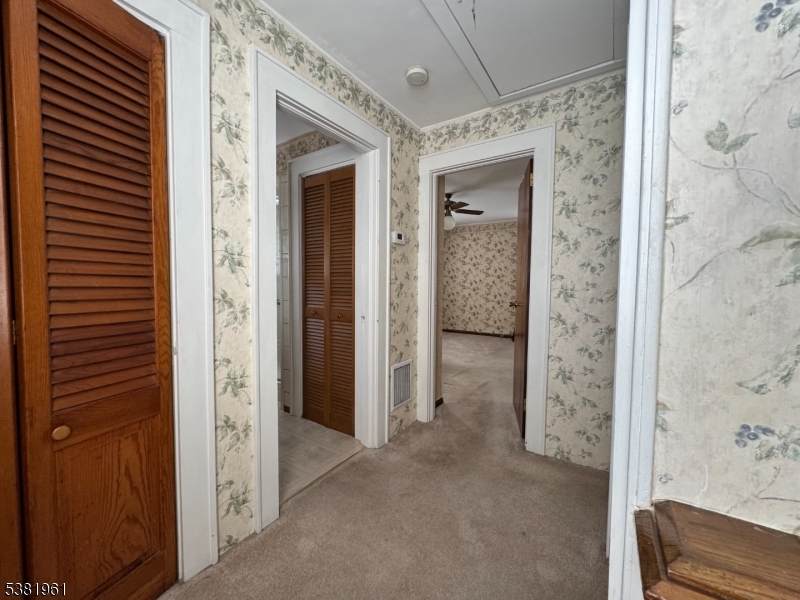 property viewer photo 25