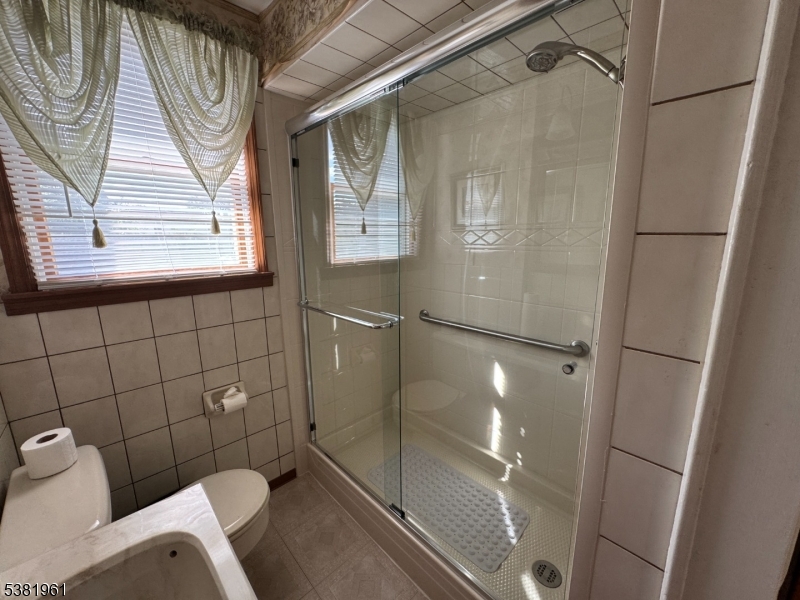 property viewer photo 27