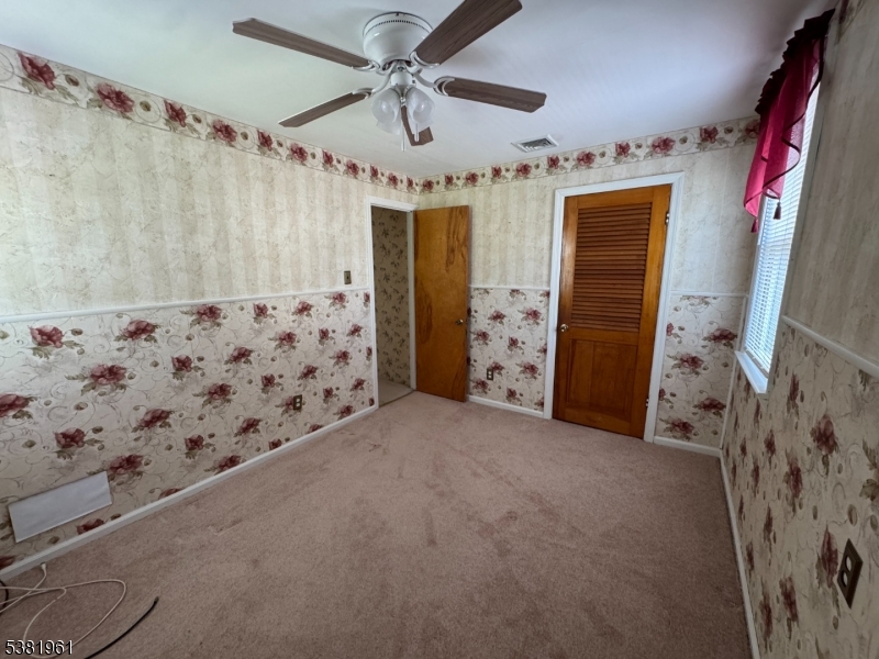 property viewer photo 31