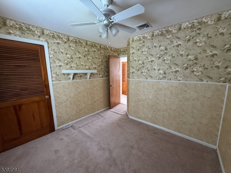 property viewer photo 33