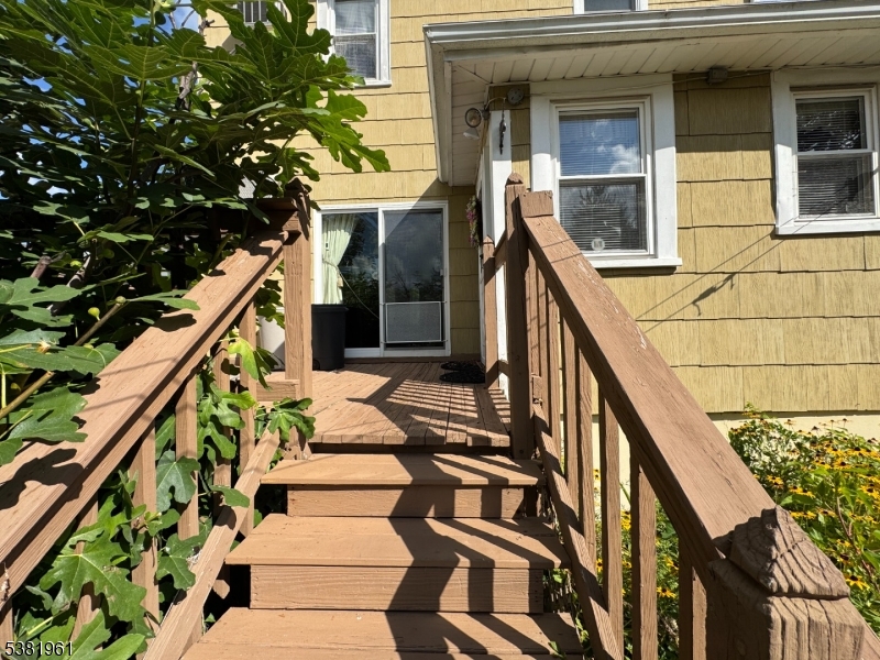 property viewer photo 6