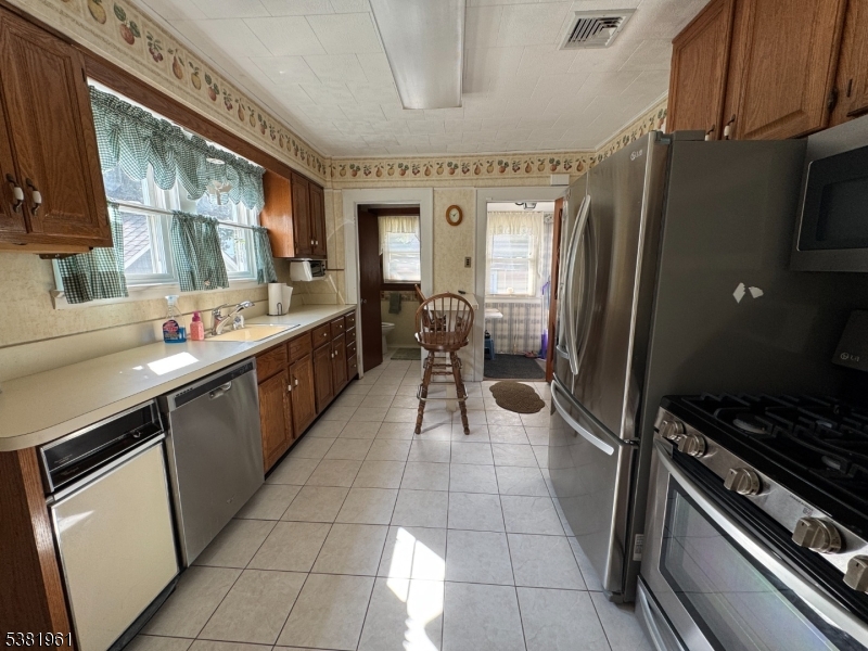 property viewer photo 9