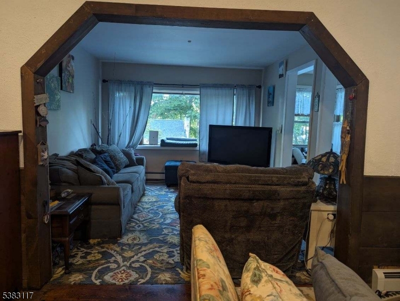 property viewer photo 5