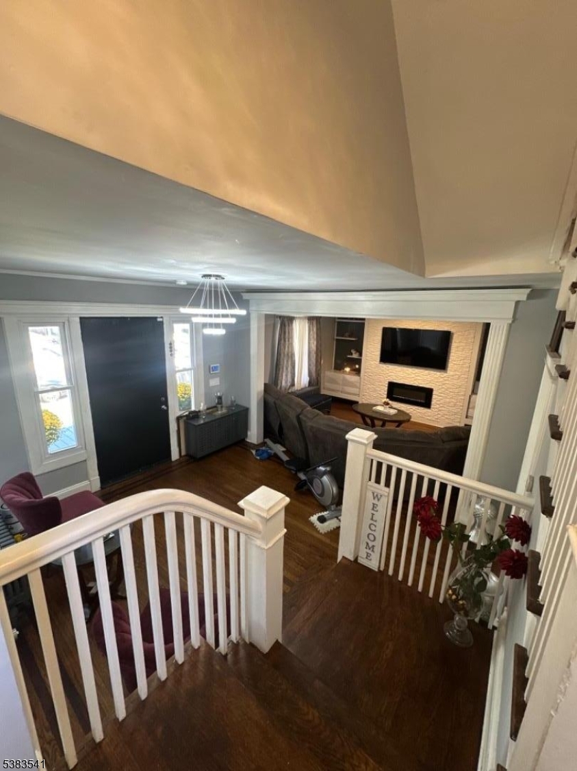 property viewer photo 12